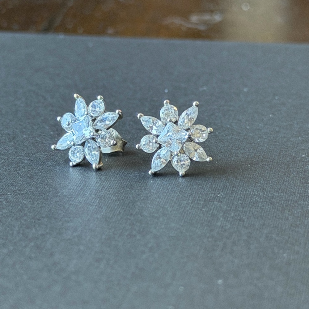 925 Sterling Silver CZ Flower Cluster Stud Earrings - Picture 2 of 4